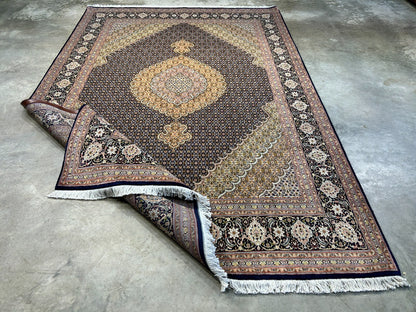 6'7"x9'9" Fine Hand-Knotted Wool & Silk Oriental Tabrize Rug - Area Carpet