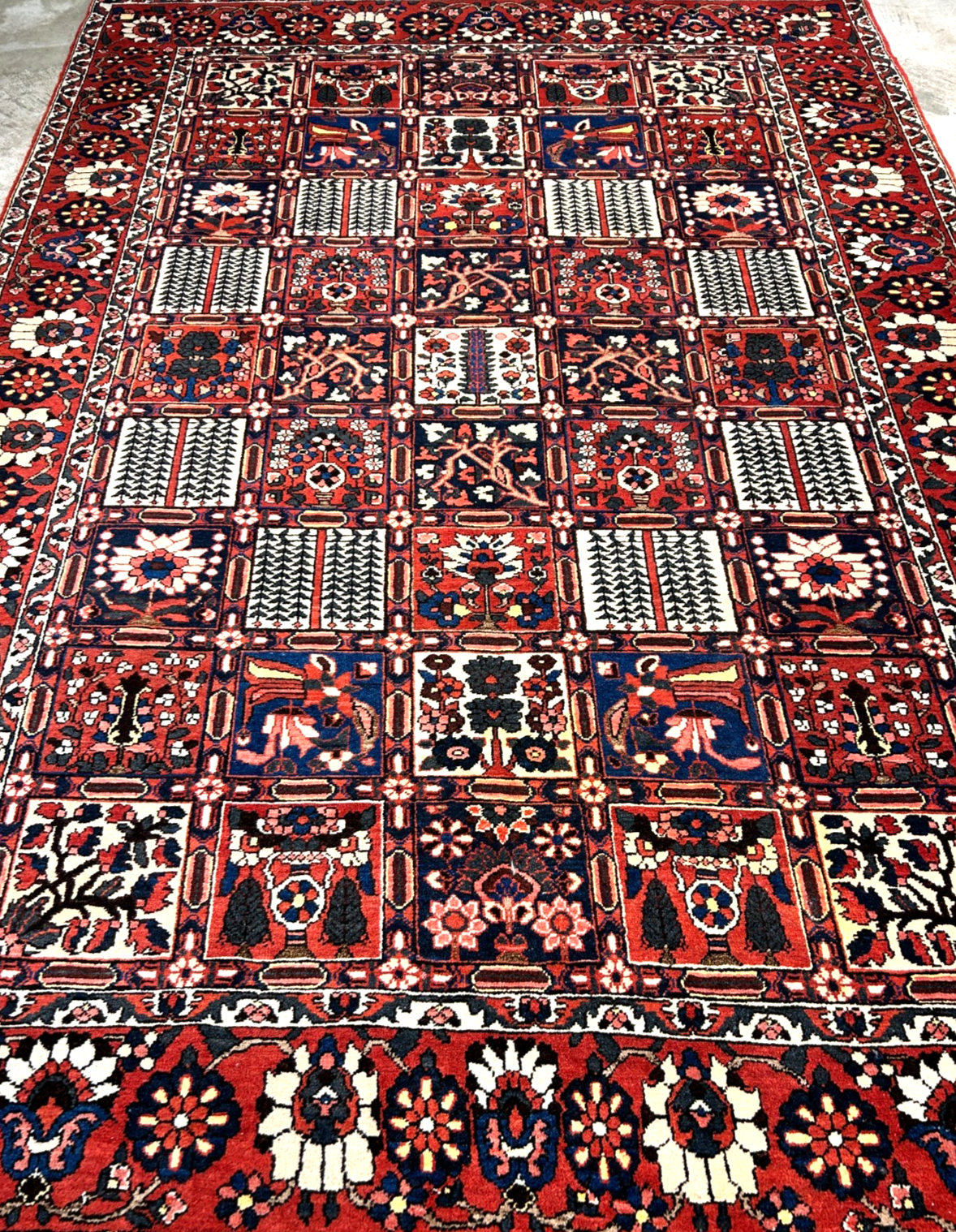 7'0"x9'9" Hand-Knotted 100% Lamb Wool Bakhtiarie Carpet - Area Rug