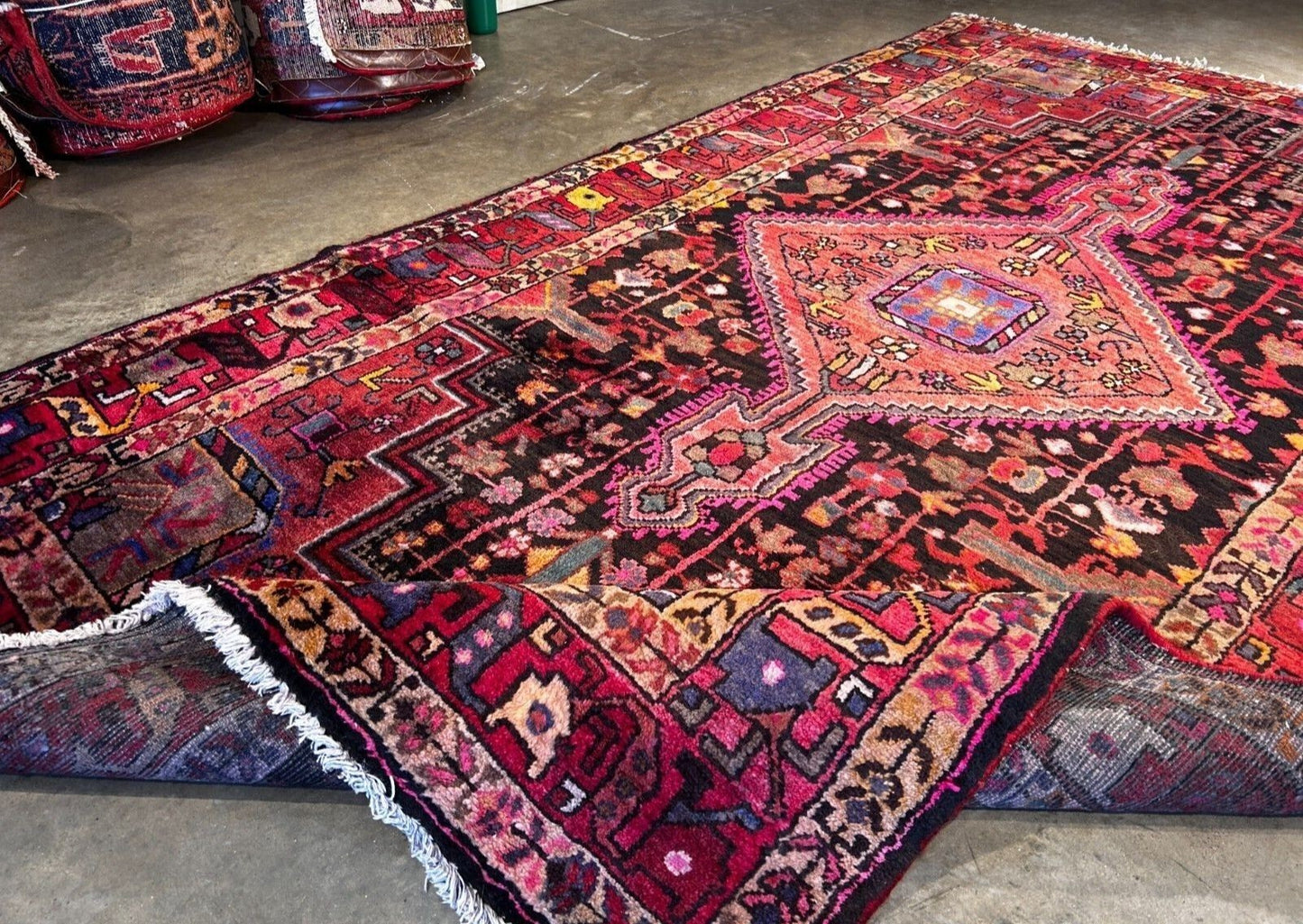 4'9" x 8'6" Hand-Knotted 100% Wool Carpet - Hamadane Area Rug