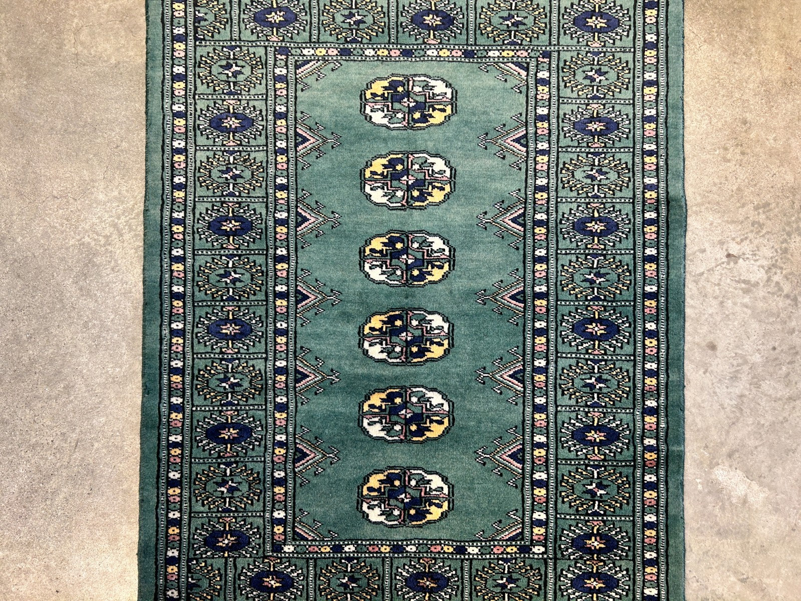 2'8"x4'1" Hand-Knotted 100% Wool Pile Bokhara Rug
