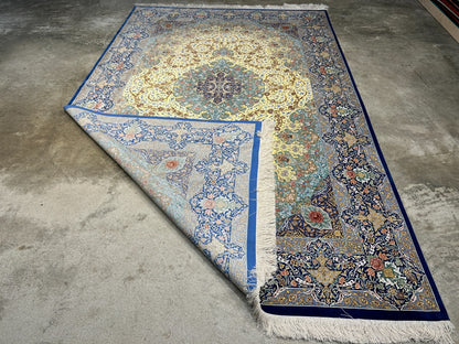 6'5"x10'4" Exquisite Extra-Fine Hand-Knotted 100% Silk Qume Carpet - Area Rug