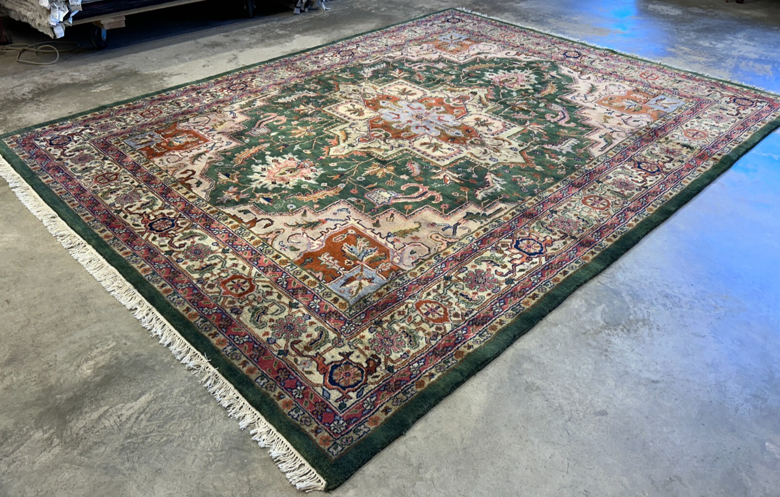9'x12' Hand-Knotted 100% Wool Pile Herize Rug
