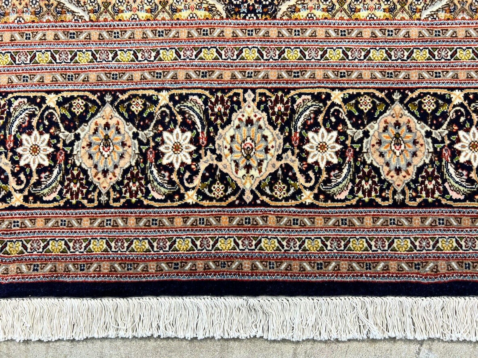 6'6"x9'9" Fine Hand-Knotted Wool & Silk Blend Tabrize Mahi Carpet - Area Rug