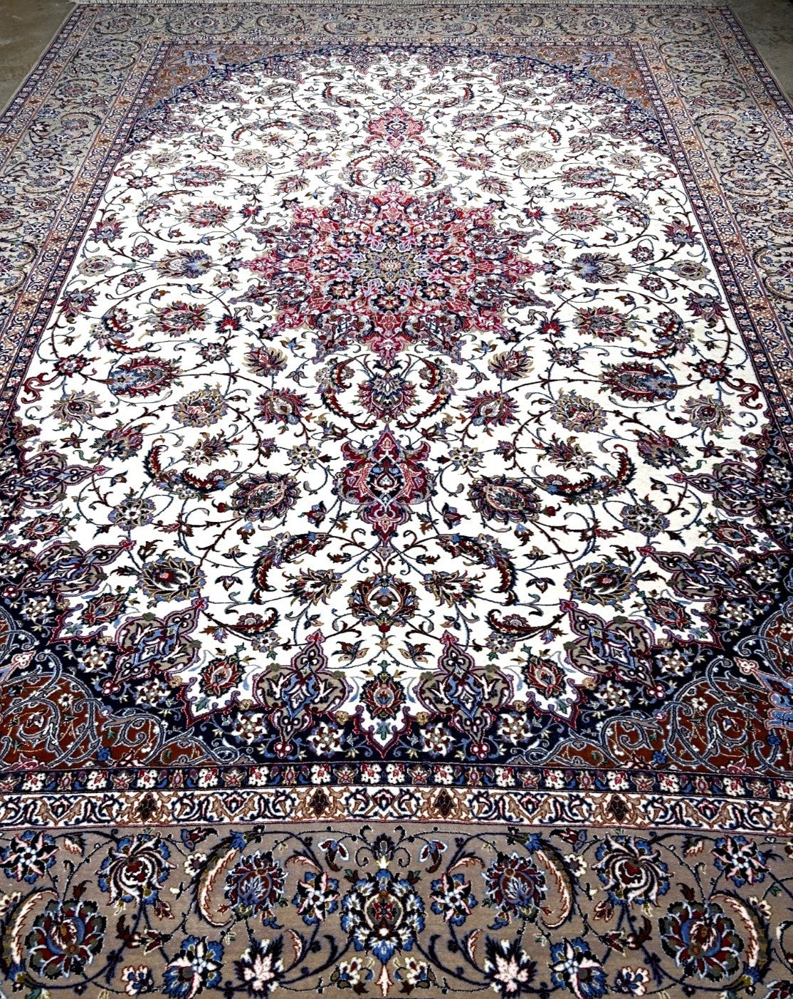  8'6"x12'1'' Very Fine Silk & Wool Isfahane Area Rug - Area Carpet