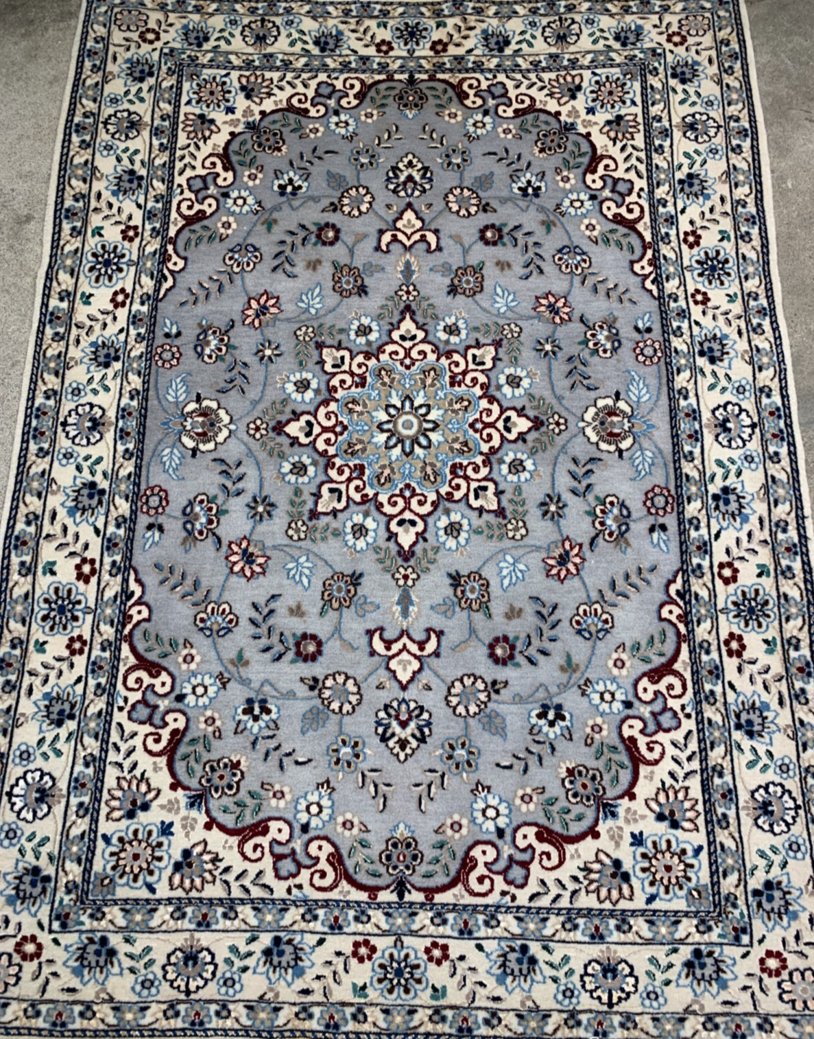 2'10"x4'0'' Hand-Knotted Very Fine Silk & Wool Naine Area Rug