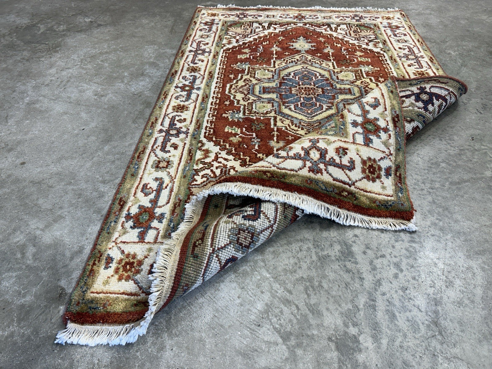 3’x4’11” Hand-Knotted 100% Wool Indoserapi Area Rug - Carpet