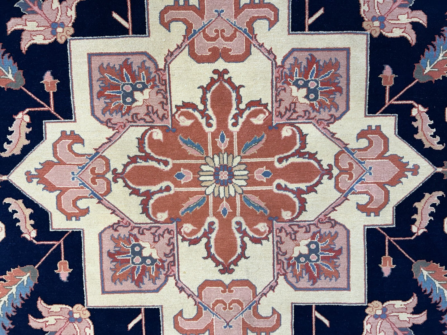 8'10"x11'11" Hand-Knotted 100% Wool Pile IndoHeriz Rug