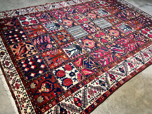 7'1"x10'1" Hand-Knotted 100% Lamb Wool Bakhtiarie Carpet - Area Rug