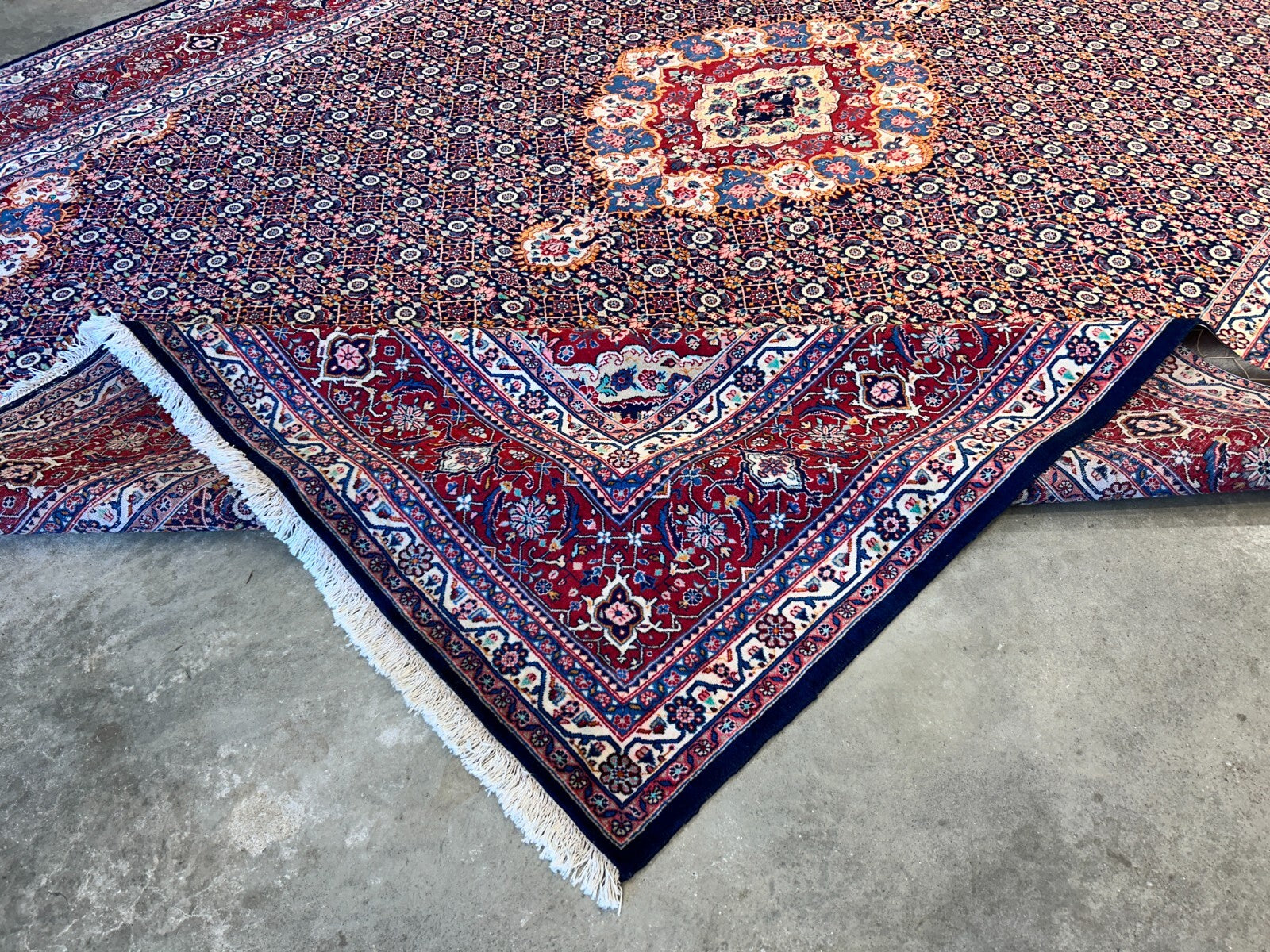 8'11"x11'8" Hand-Knotted 100% Wool Pile Bidjar Rug
