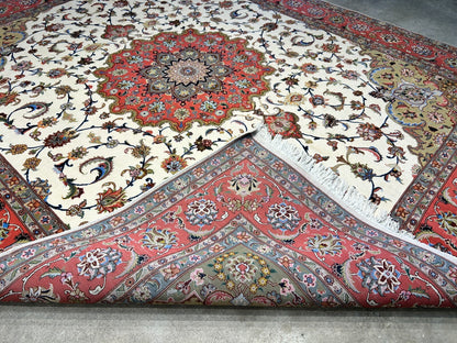 6'9"x8'1" Fine Hand-Knotted Wool & Silk Blend Tabrize Carpet - Area Rug