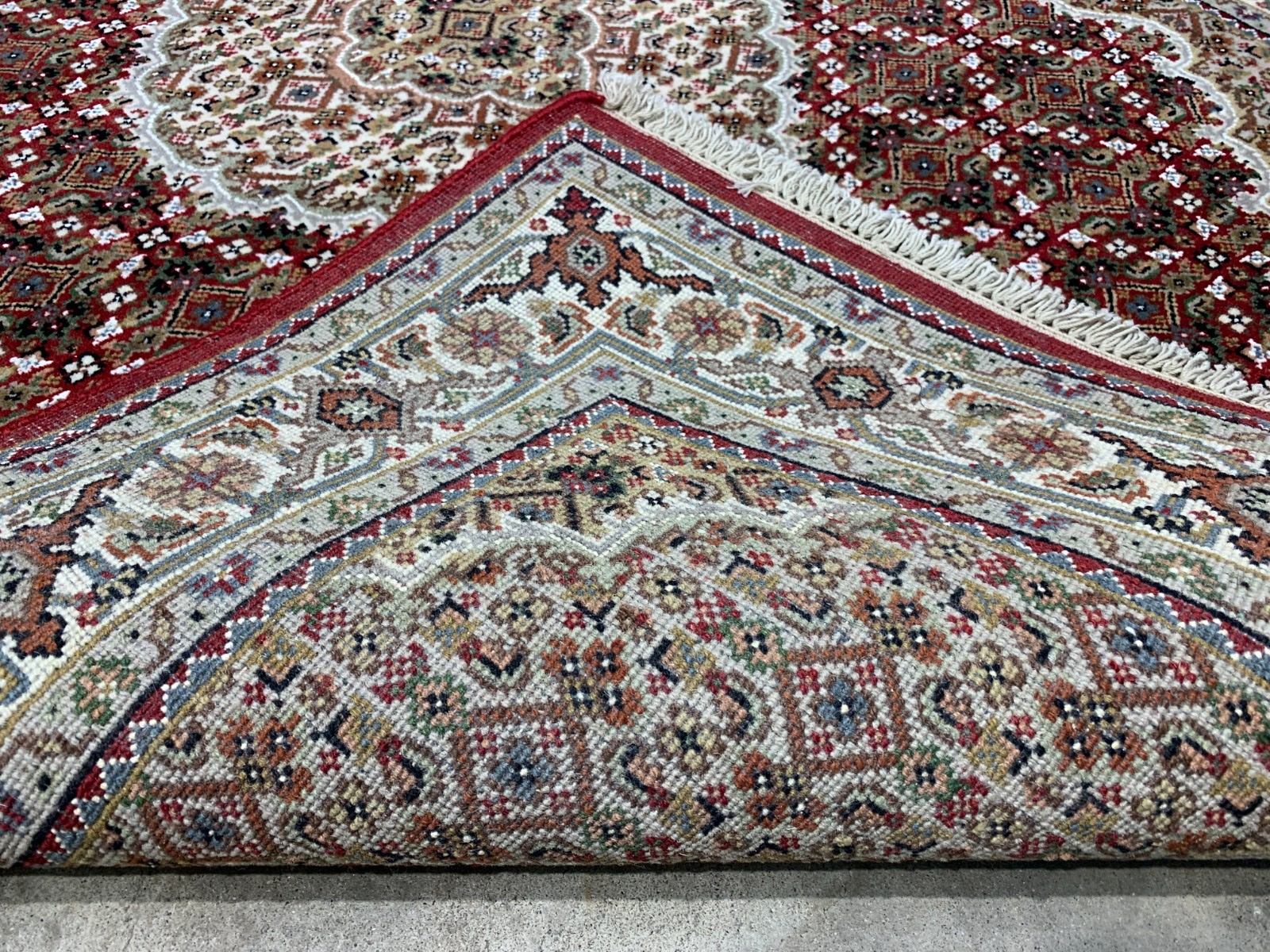 4'1" x 6' Hand-Knotted 100% Wool Tabrize Mahi Rug - Area Carpet
