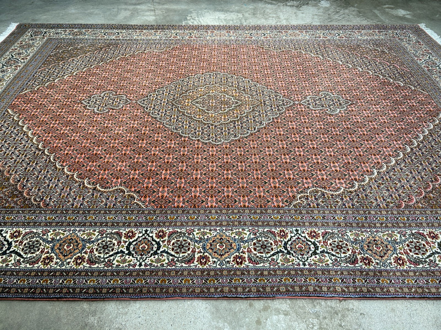 6'10"x10'1" Fine Hand-Knotted Wool & Silk Blend Tabrize Mahi Carpet - Area Rug