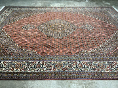 6'10"x10'1" Fine Hand-Knotted Wool & Silk Blend Tabrize Mahi Carpet - Area Rug