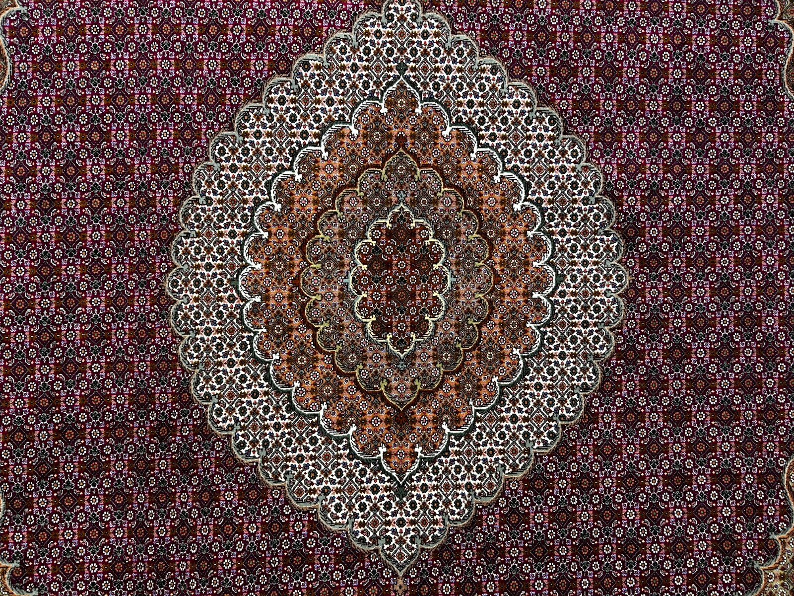 8'2"x11'10" Fine Hand-Knotted Silk & Wool Tabrize Fish Style Rug