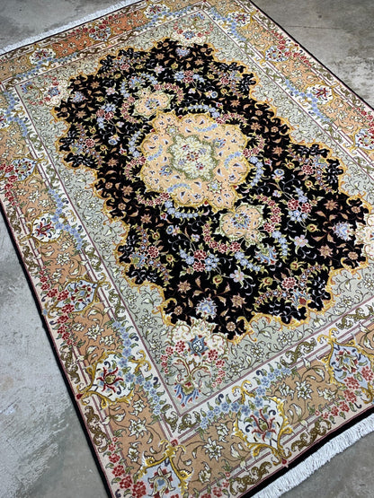5'1"x7'1" Very Fine Hand-Knotted Wool & Silk Blend Tabrize Carpet - Area Rug