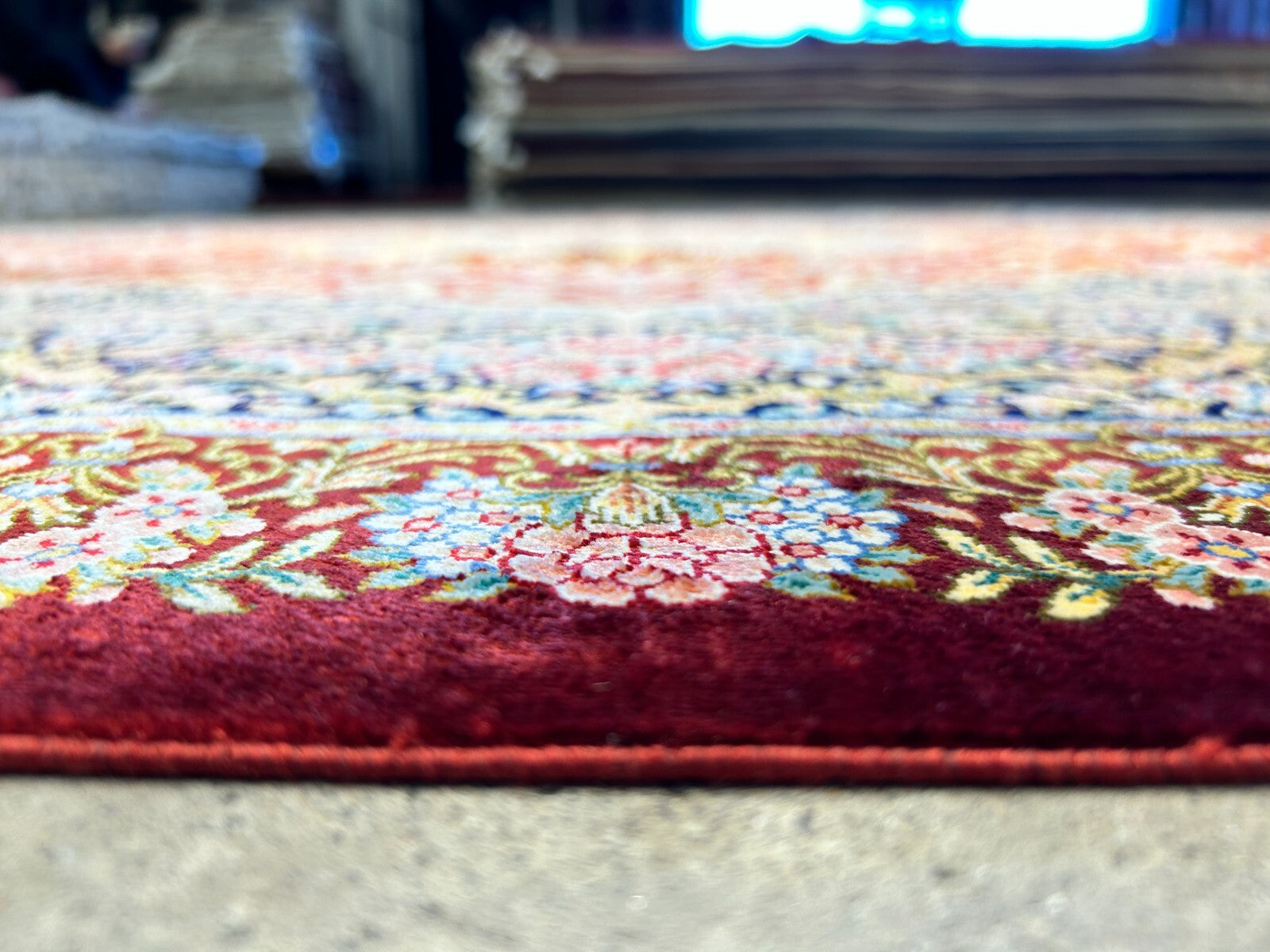 6'5"x9'10" Exquisite Hand-Knotted 100% Silk Qume Rug