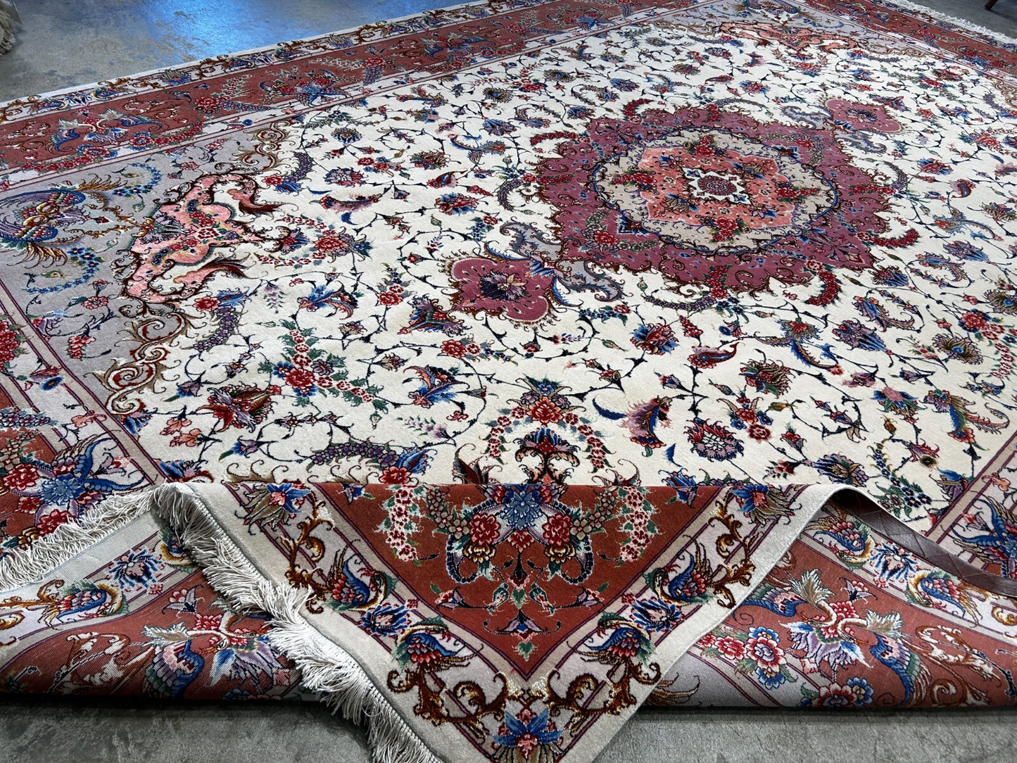 8'1"x11'7" Extra Fine Hand-Knotted Wool & Silk Oriental Rug - Area Carpet