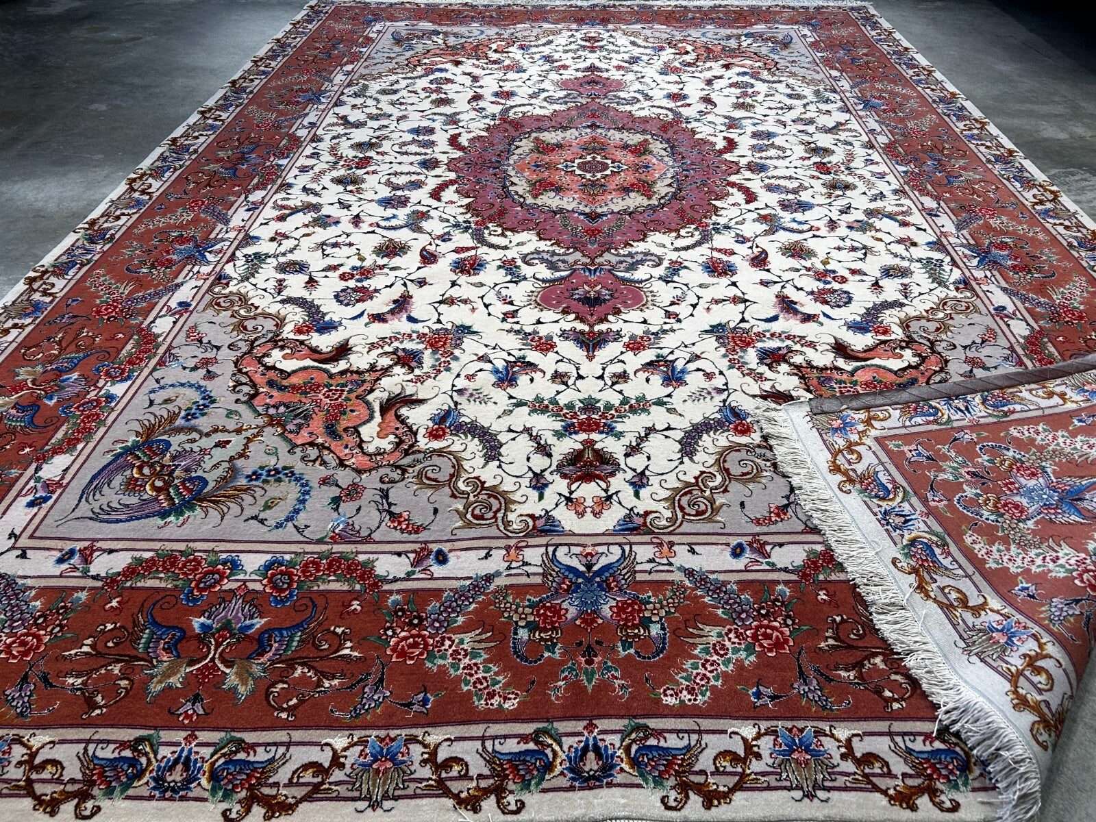 8'1"x11'7" Extra Fine Hand-Knotted Wool & Silk Oriental Rug - Area Carpet