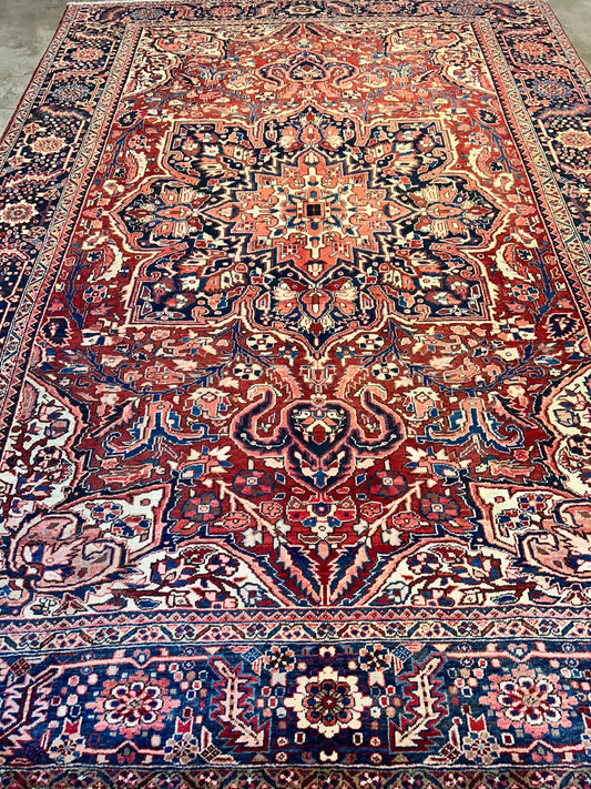 8'5"x11'9" Hand-Knotted 100% Wool Pile Herize Rug