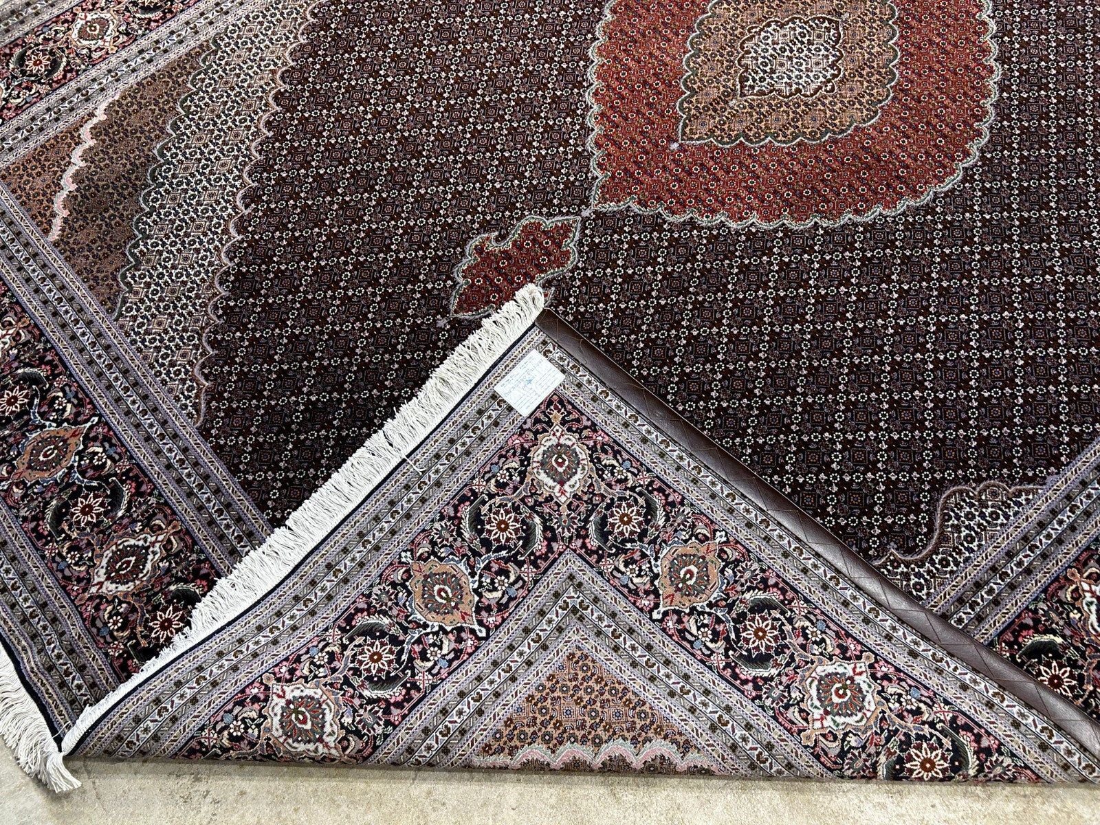 8'3"x11'5" Fine Hand-Knotted Wool & Silk Oriental Rug - Area Carpet