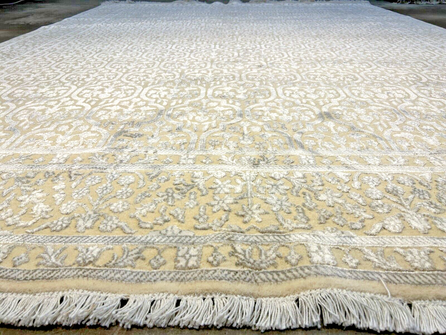 8' x 10'1" Hand-Knotted Silver 100% Wool Carpet - Indian All-Over Area Rug - 3D