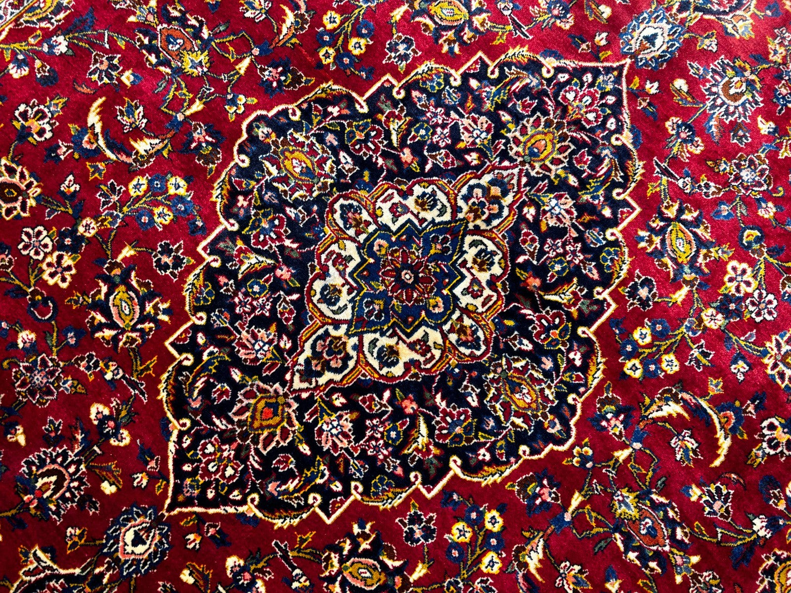 8'4"x12' Hand-Knotted 100% Wool Pile Kashane Area Rug - Signed