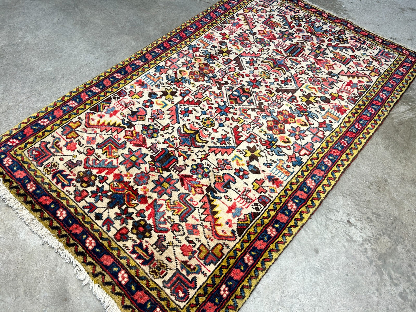 3'2"x5' Antique Hand-Knotted 100% Wool Pile Herize Bakhshayesh Rug