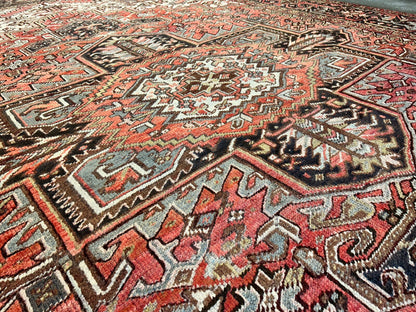 8'10"x11'8" Hand-Knotted 100% Wool Pile Herize Rug