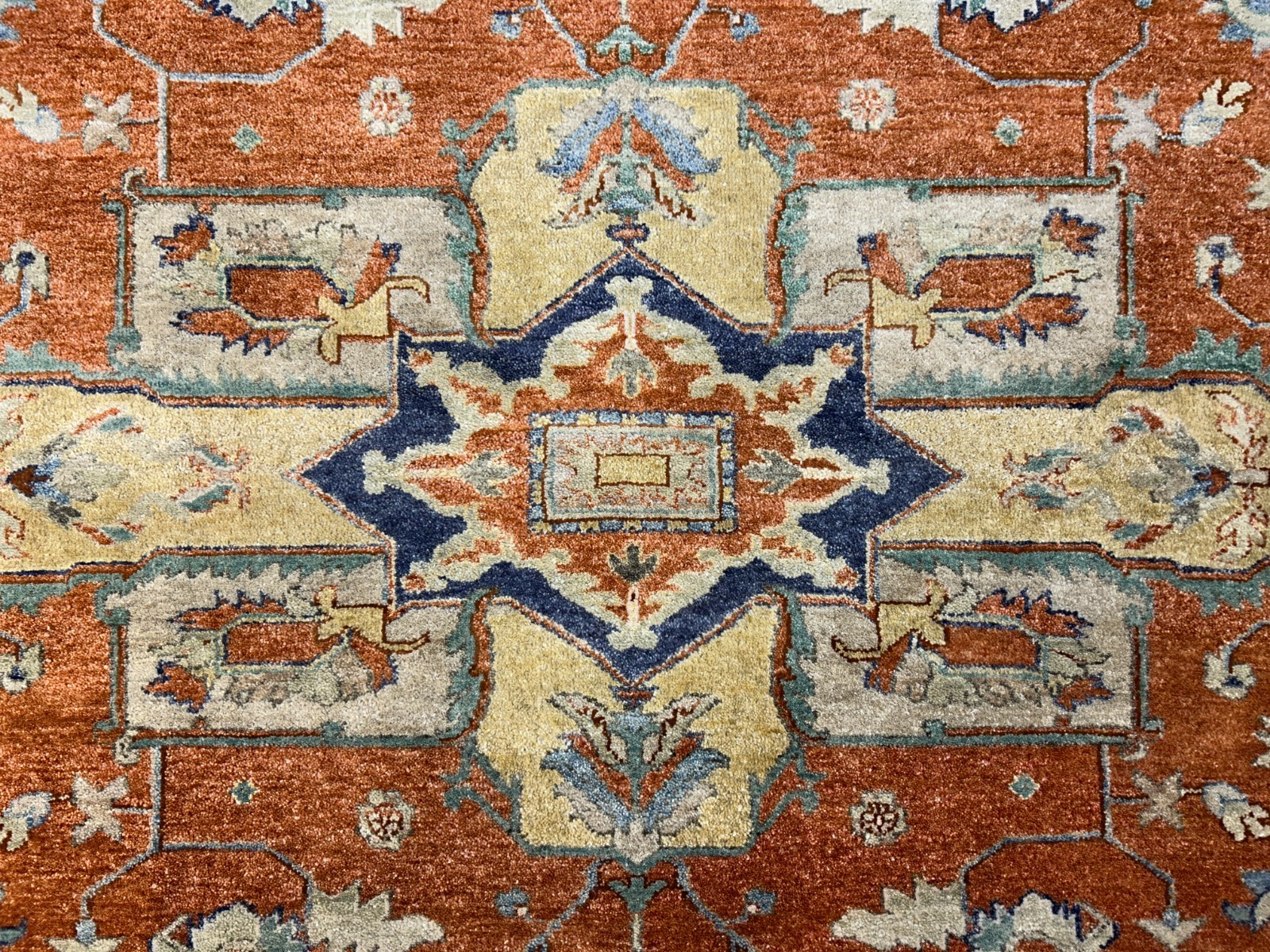 9'x12' Hand-Knotted 100%  Wool Pile IndoSerapi Rug