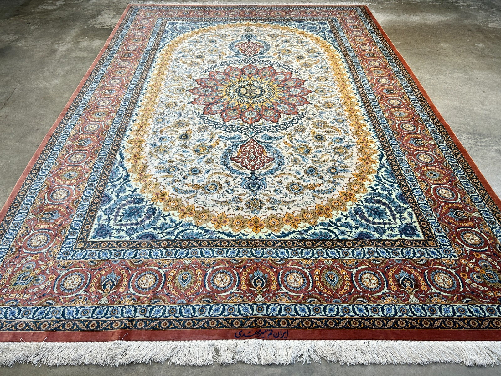 7'3"x10'7" Exquisite Extra-Fine Hand-Knotted 100% Silk Qume Carpet - Area Rug