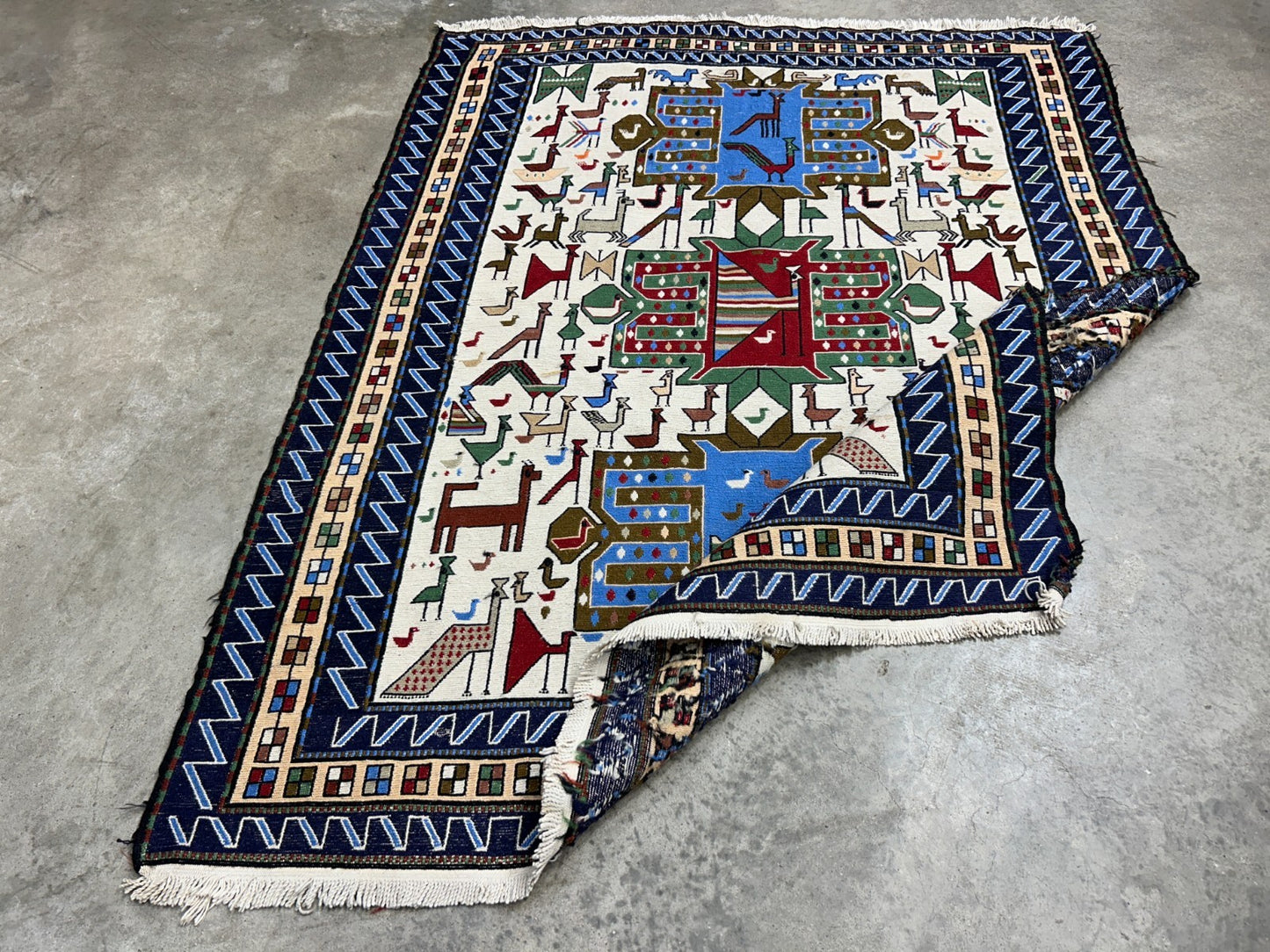 4'x4'10" Needle Punched 100% Wool Soumak Area Rug - Carpet