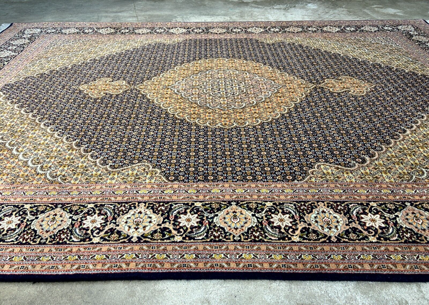 6'7"x9'9" Fine Hand-Knotted Wool & Silk Blend Tabrize Mahi Carpet - Area Rug