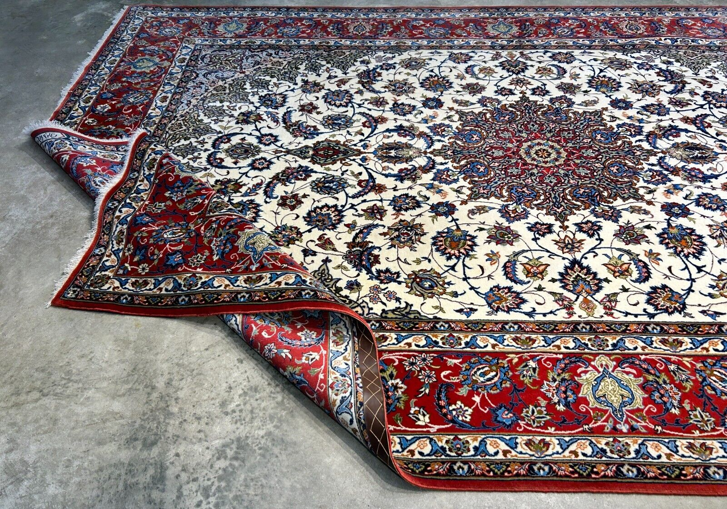 6'9"x10'3" Extra-Fine Hand-Knotted Wool & Silk Blend Isfahane Area Rug - Signed