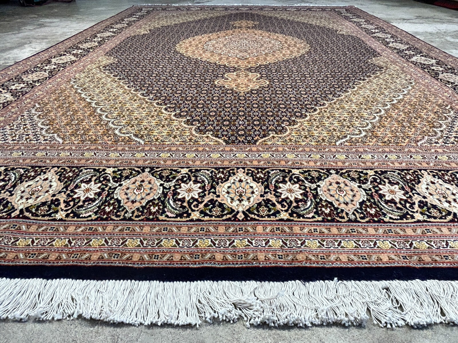 6'7"x9'9" Fine Hand-Knotted Wool & Silk Blend Tabrize Mahi Carpet - Area Rug