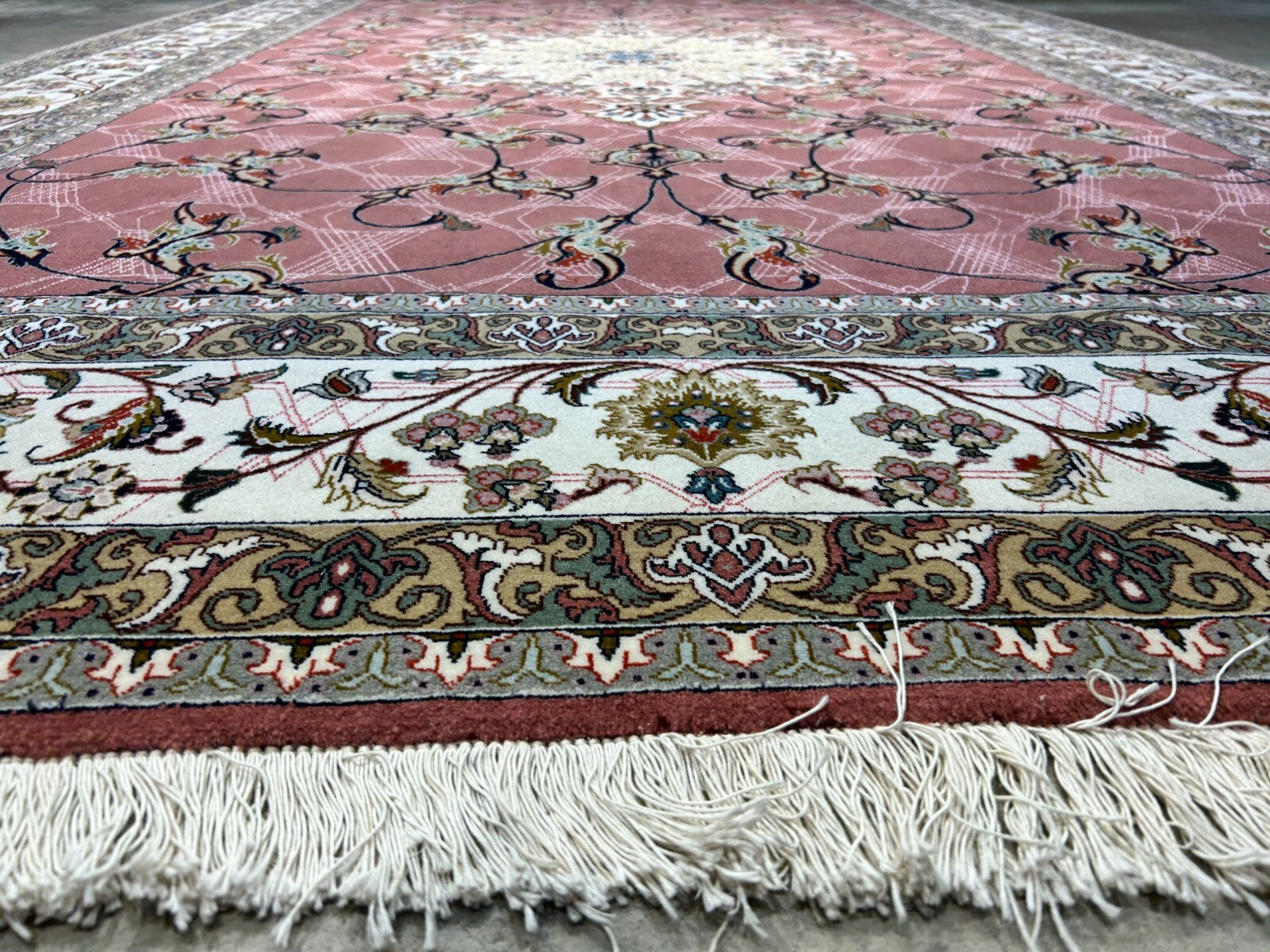6'8"x10'4" Fine Hand-Knotted Wool & Silk Tabrize Rug - Area Carpet