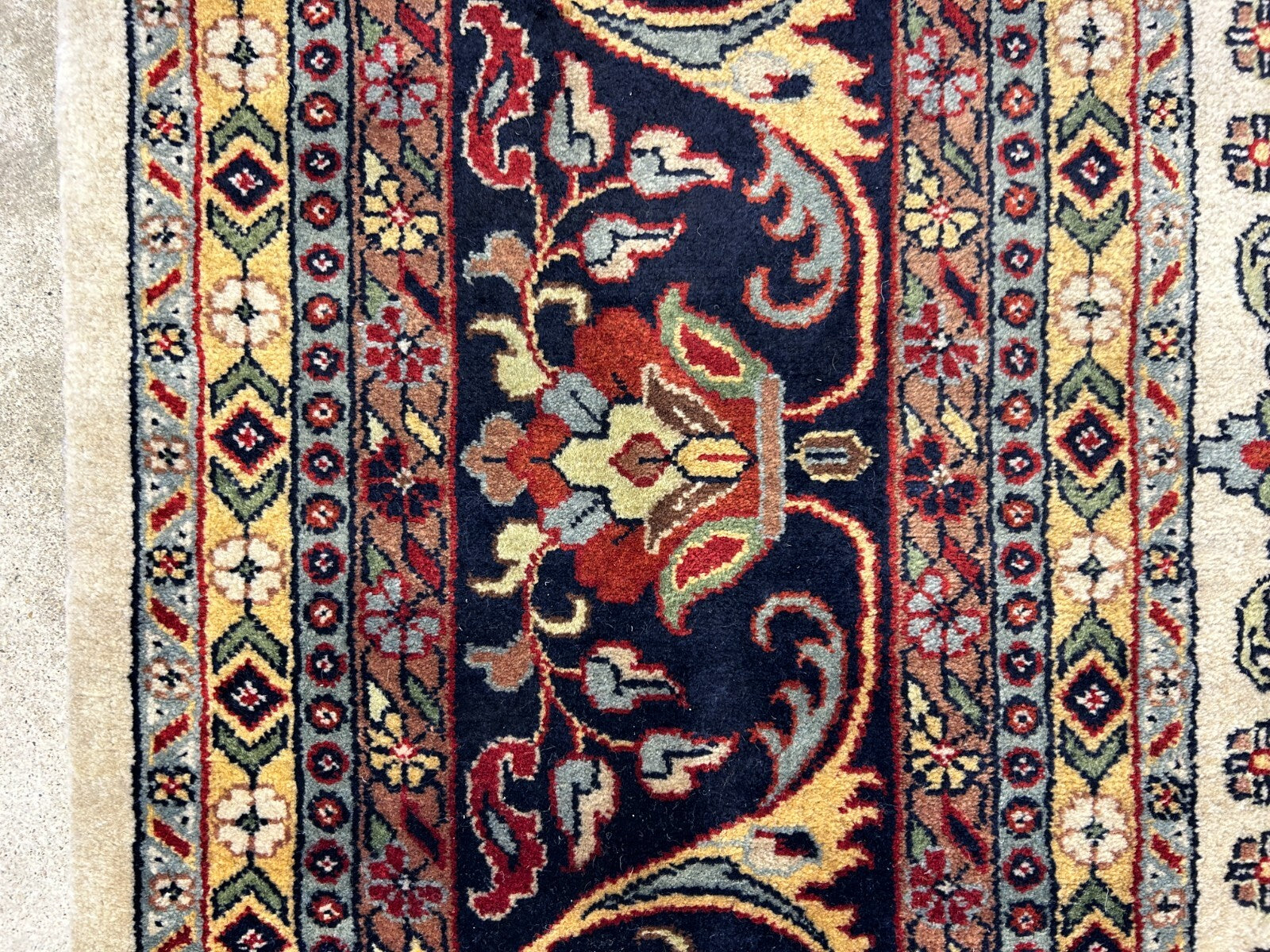 8'8"x11'8" Hand-Knotted 100% Lamb Wool Sarouke Design Carpet - Area Rug