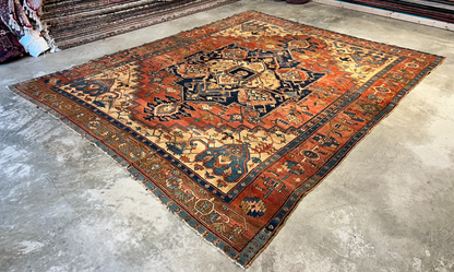 Collector Item - 9'8"x11'10 Antique Fine Wool Herize Serapy Hand-Knotted Rug