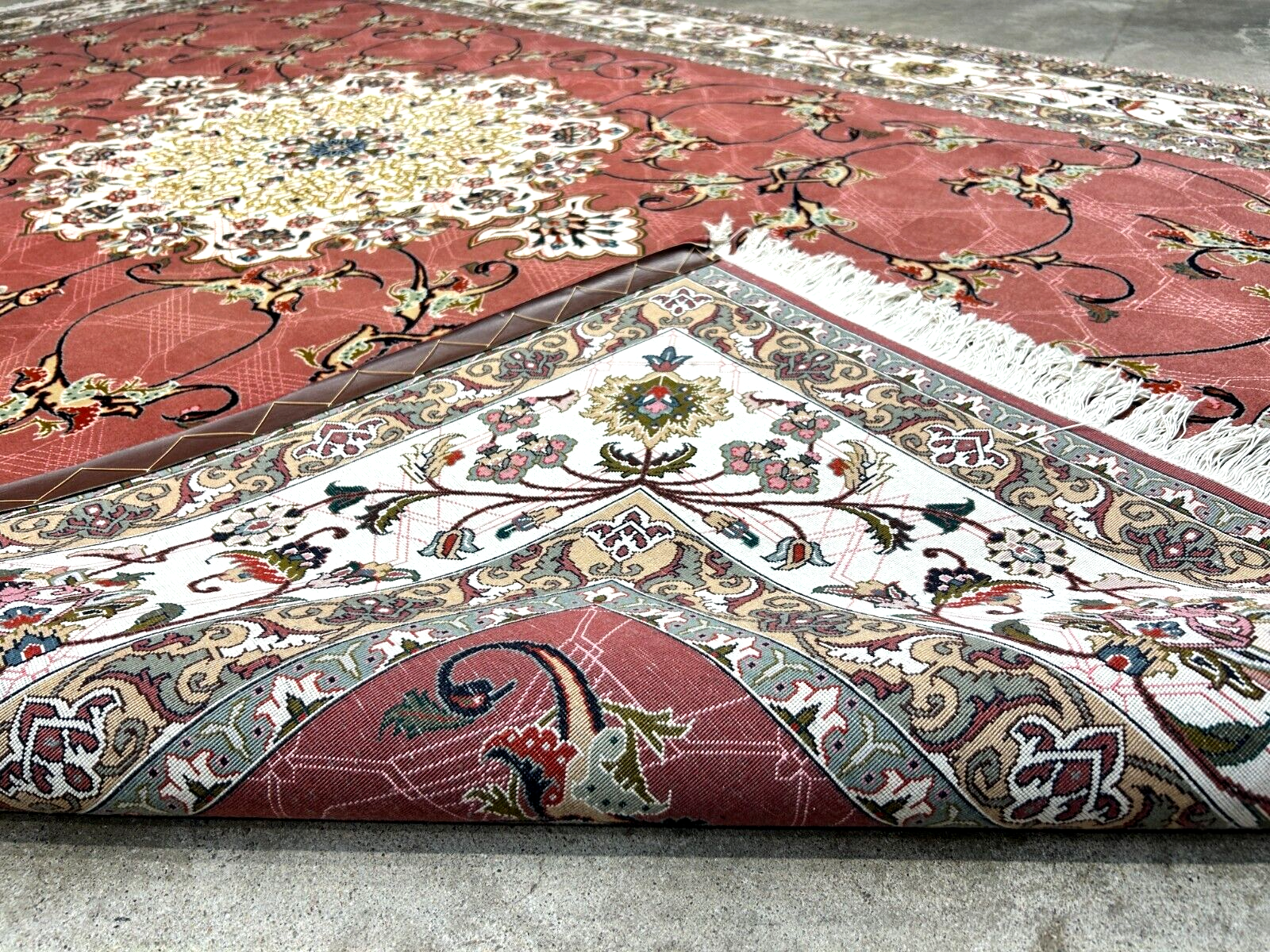 6'8"x10'4" Fine Hand-Knotted Wool & Silk Tabrize Rug - Area Carpet