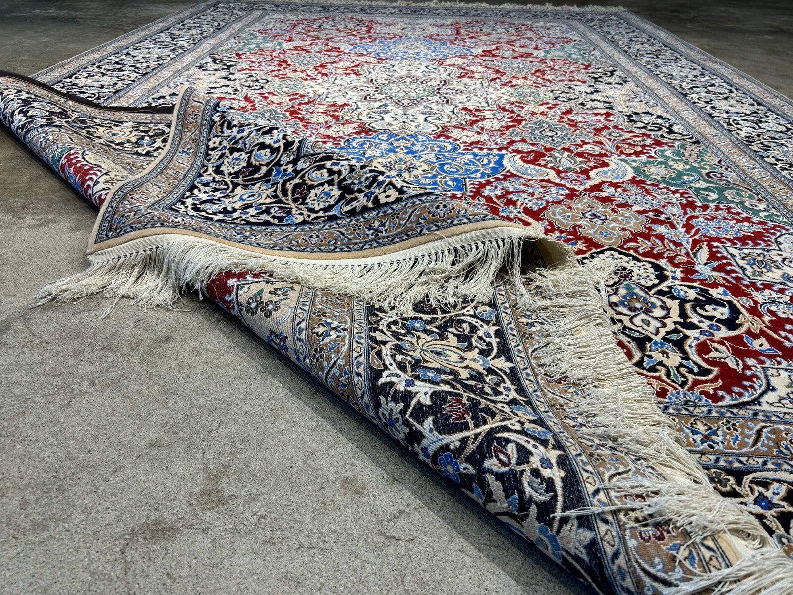 6'8"x10' Very Fine Hand-Knotted Wool & Silk Naine Rug - Area Carpet