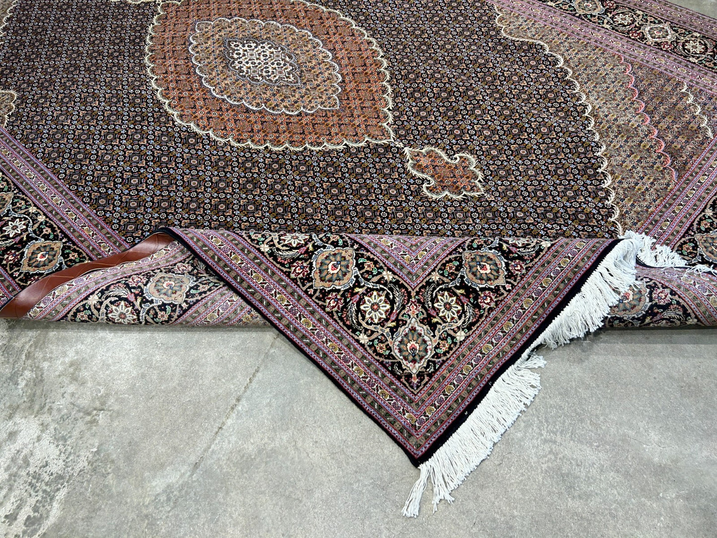 6'7"x9'9" Fine Hand-Knotted Wool & Silk Blend Tabrize Mahi Area Rug