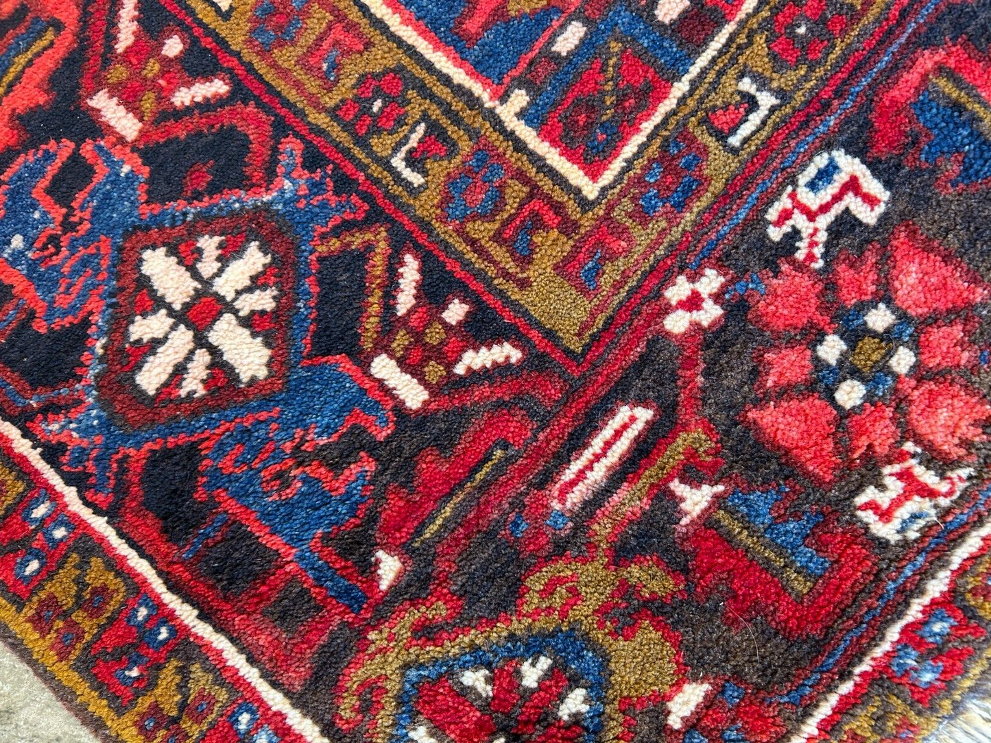 7'9"x11'2" Hand-Knotted 100% Wool Pile Herize Rug