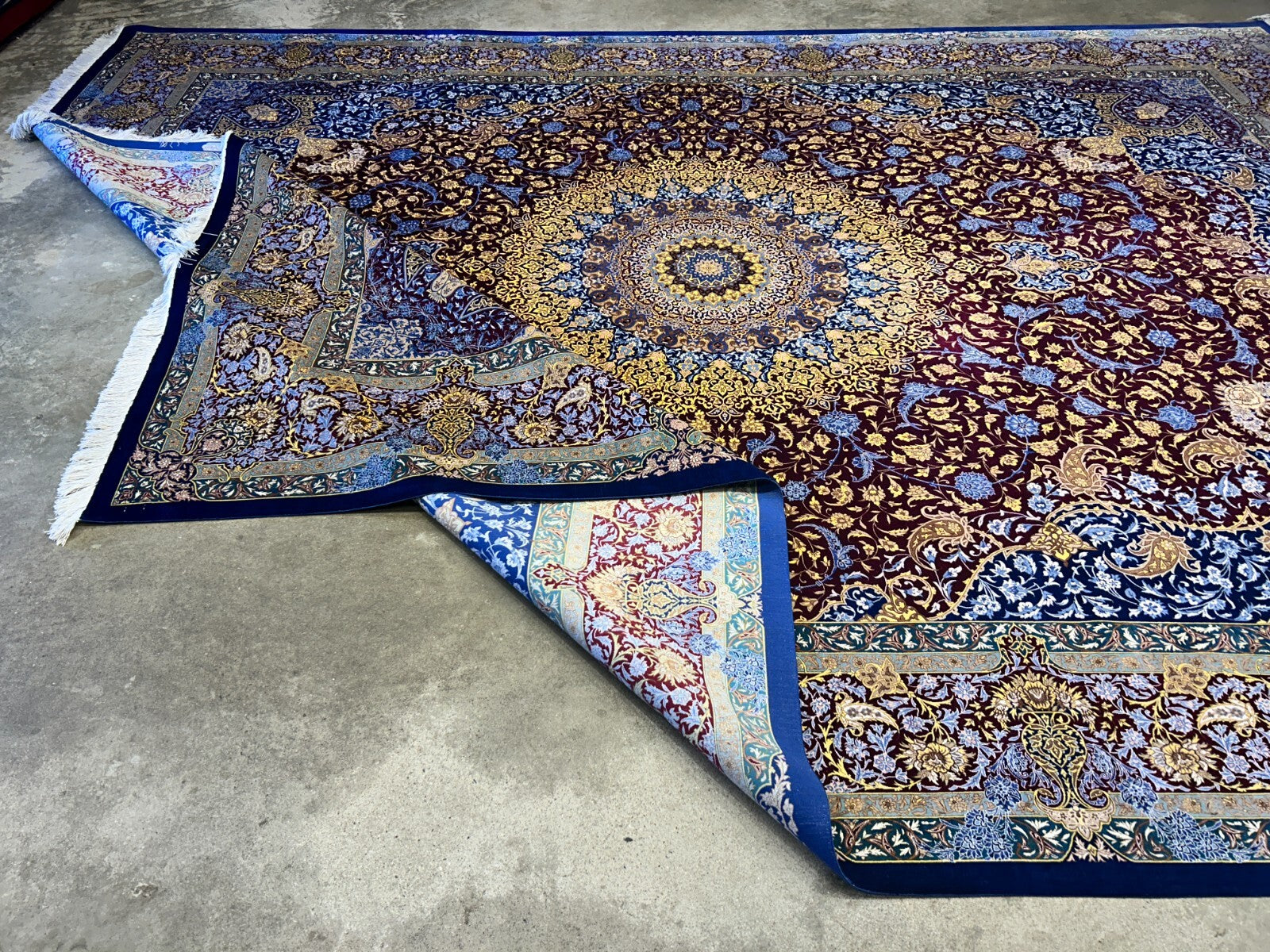 9'7"x12'10" Exquisite Signed Hand-Knotted 100% Silk Qume Rug