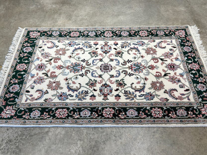 2'1"x5'1" Hand-Knotted 100% Wool Pile All-Over Area Rug