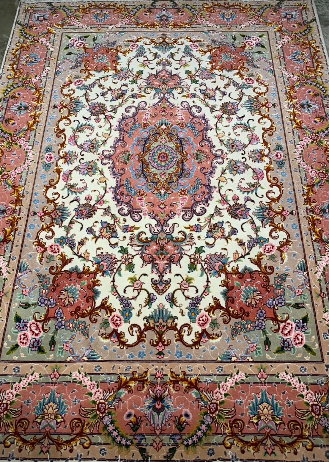 4'11"x6'9" Very Fine Hand-Knotted Wool & Silk Blend Tabrize Rug