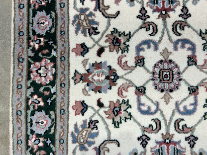 2'1"x5'1" Hand-Knotted 100% Wool Pile All-Over Area Rug