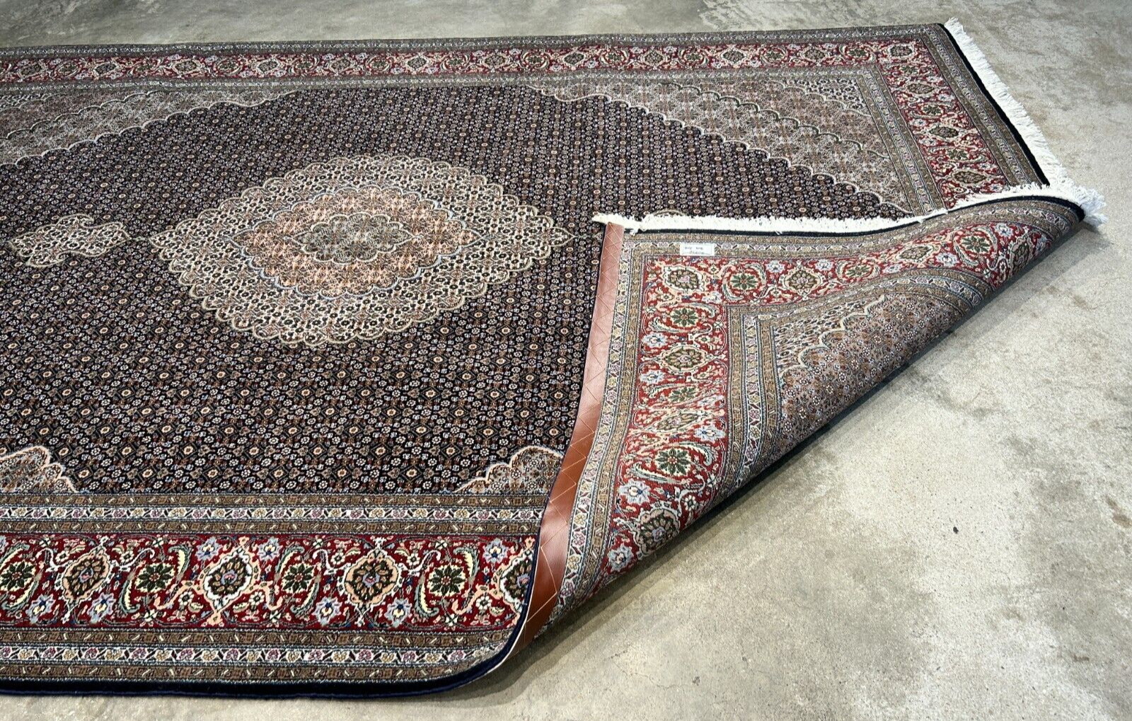 6'7"x9'10" Fine Hand-Knotted Wool & Silk Blend Tabrize Mahi Carpet - Area Rug