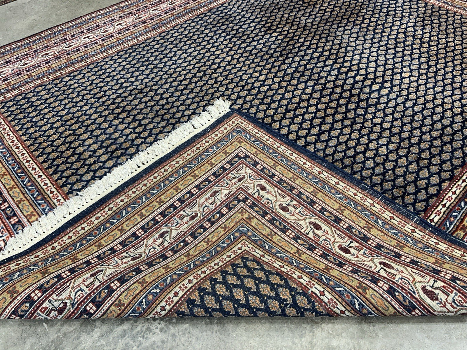 7’11”x10’ Vintage Hand-Knotted 100% Wool Pile Oriental Area Rug - Carpet