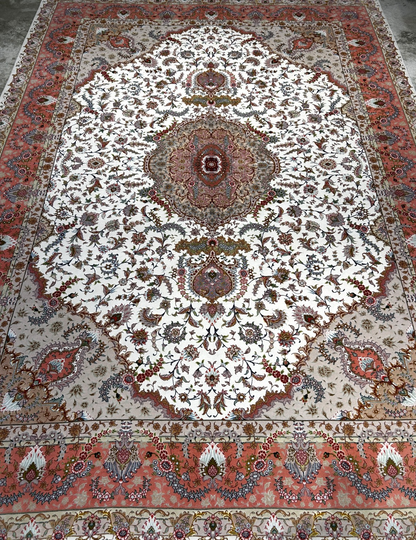 8'3"x11'6" Very Fine Hand-Knotted Wool & Silk Tabrize Area Rug - Signed