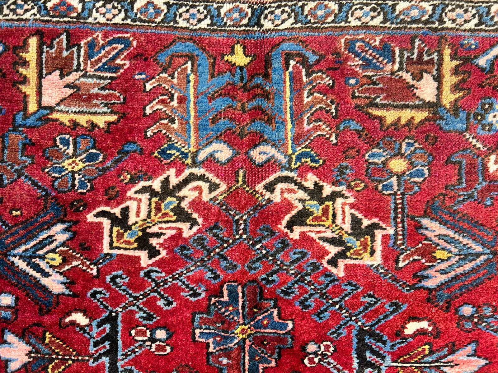 8'2"x10'11" Collector Antique 100% Wool Pile Herize Rug