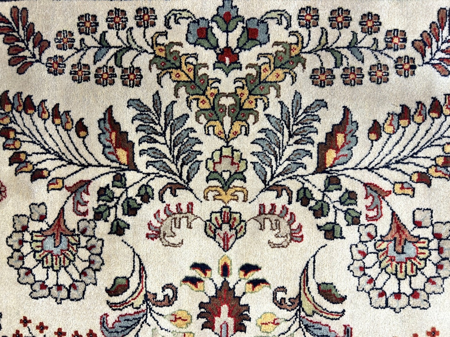 8'8"x11'8" Hand-Knotted 100% Lamb Wool Sarouke Design Carpet - Area Rug